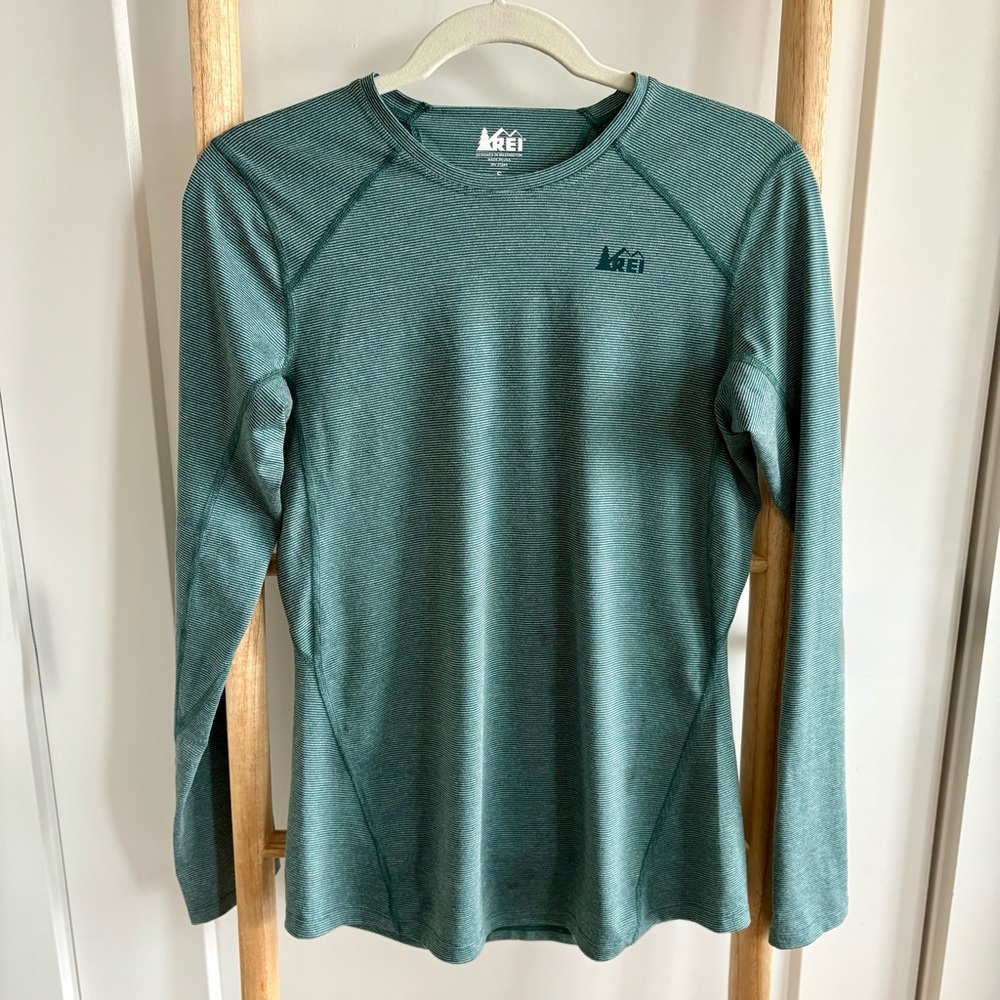 REI Women’s Base Layer Top